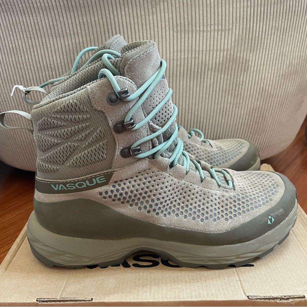 Vasque Tan and Green Boots with Durable Rubber Sole - Picture 2 of 6